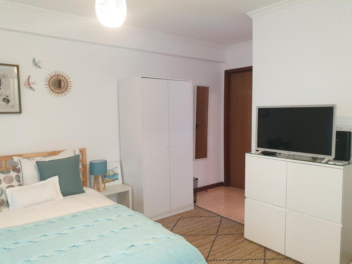 Iris Downtown Apart Apartment Porto Luaran gambar